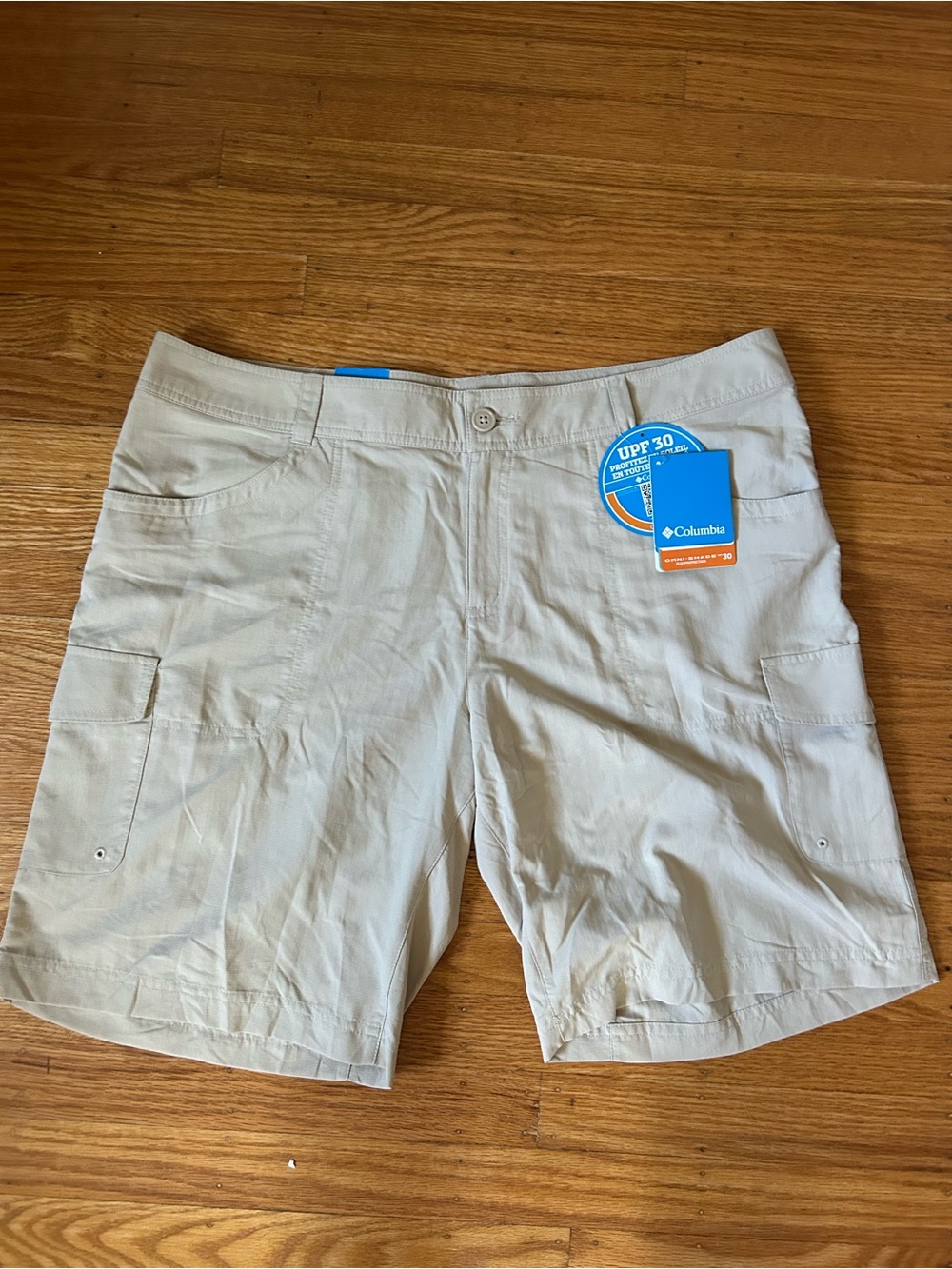 Columbia Women's Light Beige Outdoor Cargo Shorts